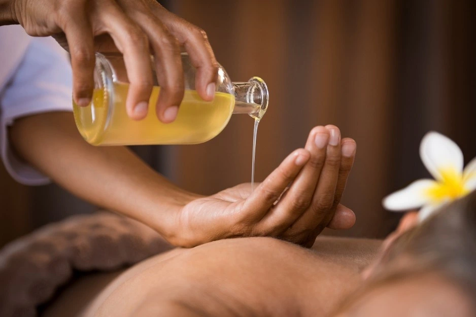 Holistic Treatment / Massage